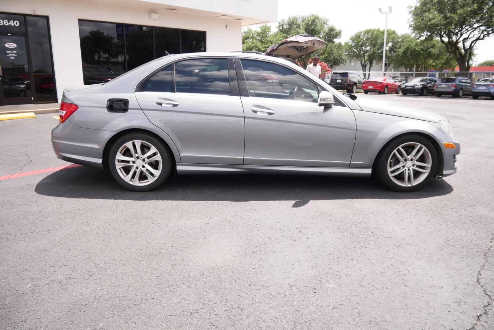 2013 SILVER Mercedes-Benz C-Class C300 4MATIC Sport Sedan (WDDGF8AB4DR) with an 3.0L V6 DOHC 24V engine, 7-Speed Automatic transmission, located at 8640 E R L Thornton Fwy, Dallas, TX, 75228, (469) 297-4144, 32.794128, -96.693008 - Photo#1