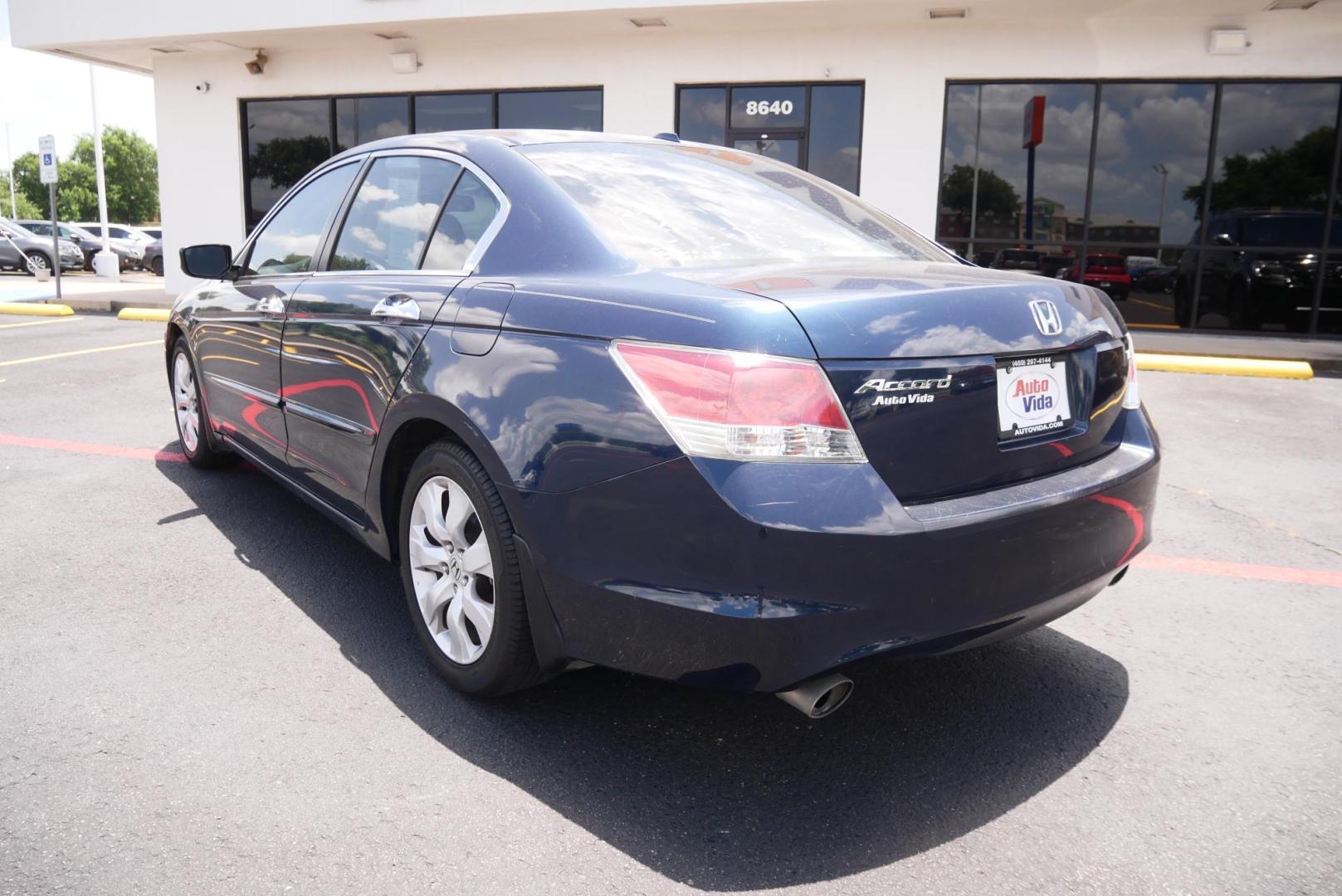 2010 BLUE Honda Accord EX-L V-6 Sedan AT (5KBCP3F86AB) with an 3.5L V6 SOHC 24V engine, 5-Speed Automatic transmission, located at 8640 E R L Thornton Fwy, Dallas, TX, 75228, (469) 297-4144, 32.794128, -96.693008 - Photo#4