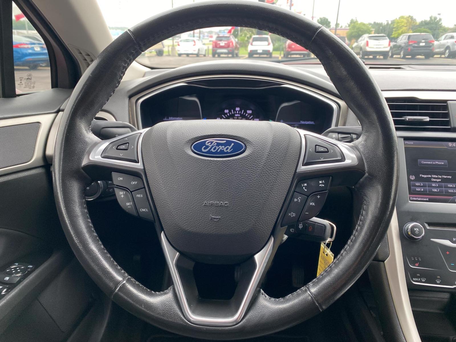 2013 RED Ford Fusion SE (3FA6P0HRXDR) with an 1.6L L4 DOHC 16V engine, located at 420 I-35E, Lancaster, TX, 75146, (469) 297-4144, 32.593929, -96.823685 - Photo #11