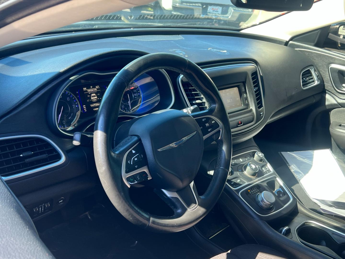 2015 GRAY Chrysler 200 Limited (1C3CCCAB8FN) with an 2.4L L4 DOHC 16V engine, 9-Speed Automatic transmission, located at 8640 E R L Thornton Fwy, Dallas, TX, 75228, (469) 297-4144, 32.794128, -96.693008 - Photo#1