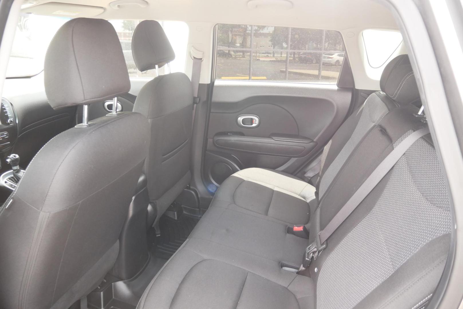 2018 GRAY Kia Soul + (KNDJP3A52J7) with an 2.0L L4 DOHC 16V engine, 6A transmission, located at 8640 E R L Thornton Fwy, Dallas, TX, 75228, (469) 297-4144, 32.794128, -96.693008 - Photo#12