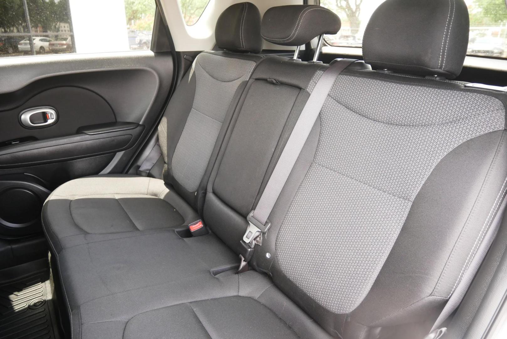 2018 GRAY Kia Soul + (KNDJP3A52J7) with an 2.0L L4 DOHC 16V engine, 6A transmission, located at 8640 E R L Thornton Fwy, Dallas, TX, 75228, (469) 297-4144, 32.794128, -96.693008 - Photo#13