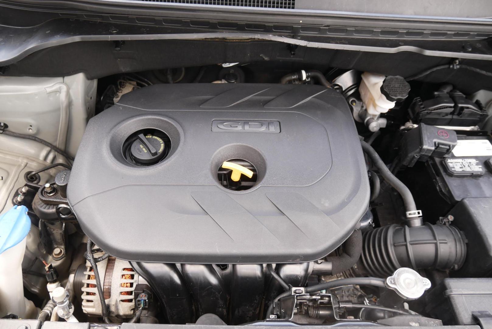 2018 GRAY Kia Soul + (KNDJP3A52J7) with an 2.0L L4 DOHC 16V engine, 6A transmission, located at 8640 E R L Thornton Fwy, Dallas, TX, 75228, (469) 297-4144, 32.794128, -96.693008 - Photo#19