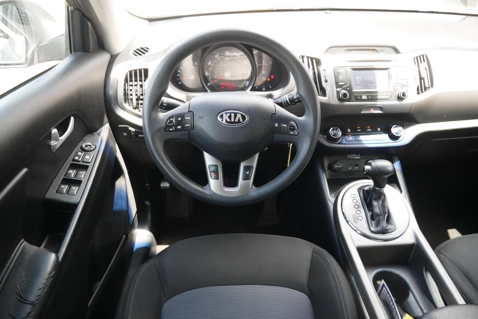 2014 SILVER Kia Sportage LX FWD (KNDPB3AC3E7) with an 2.4L V6 DOHC 24V engine, 6-Speed Automatic transmission, located at 8640 E R L Thornton Fwy, Dallas, TX, 75228, (469) 297-4144, 32.794128, -96.693008 - Photo#14