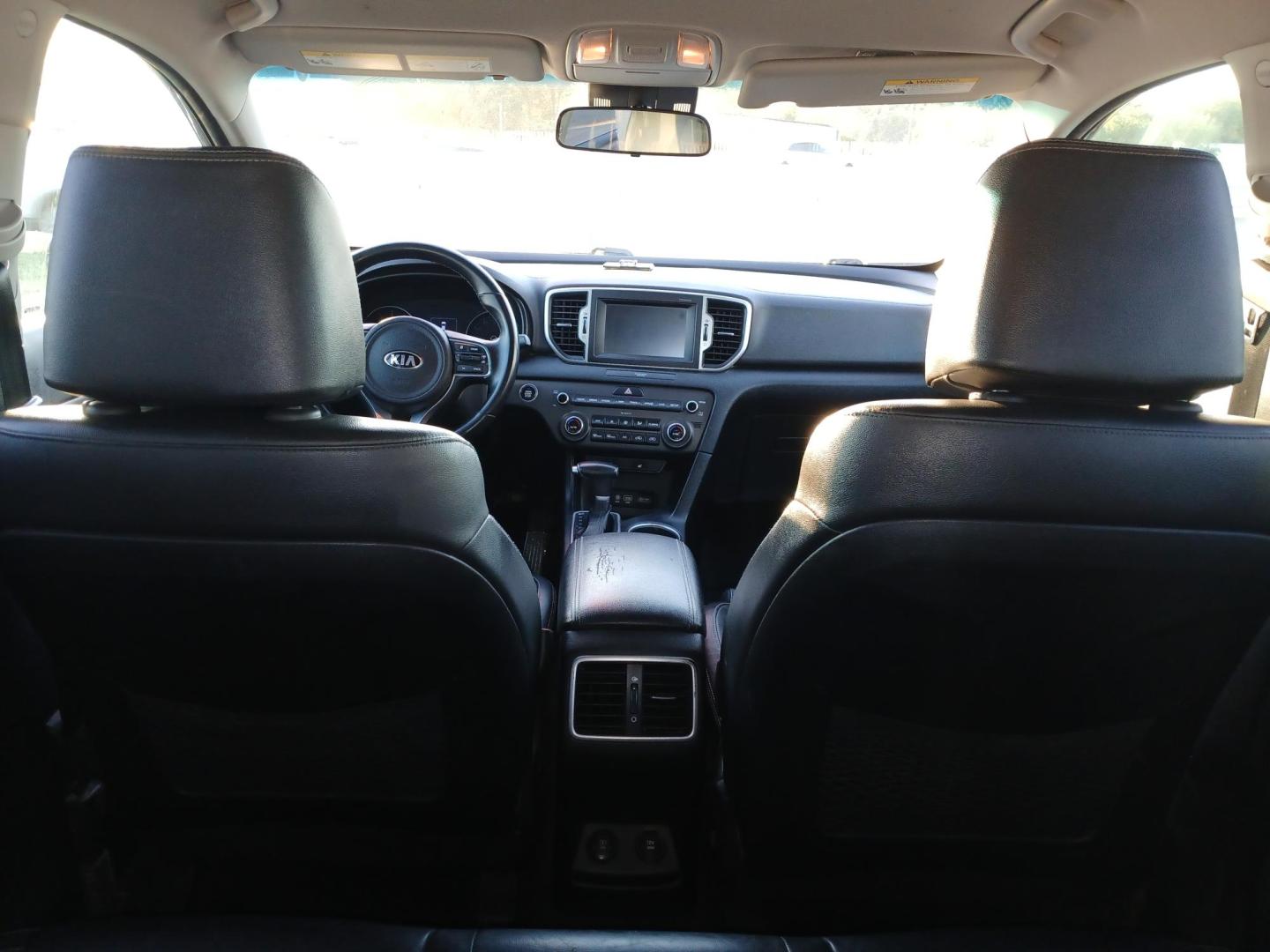 2017 GRAY Kia Sportage EX AWD (KNDPNCAC6H7) with an 2.4L V6 DOHC 24V engine, 6A transmission, located at 8640 E R L Thornton Fwy, Dallas, TX, 75228, (469) 297-4144, 32.794128, -96.693008 - Photo#4