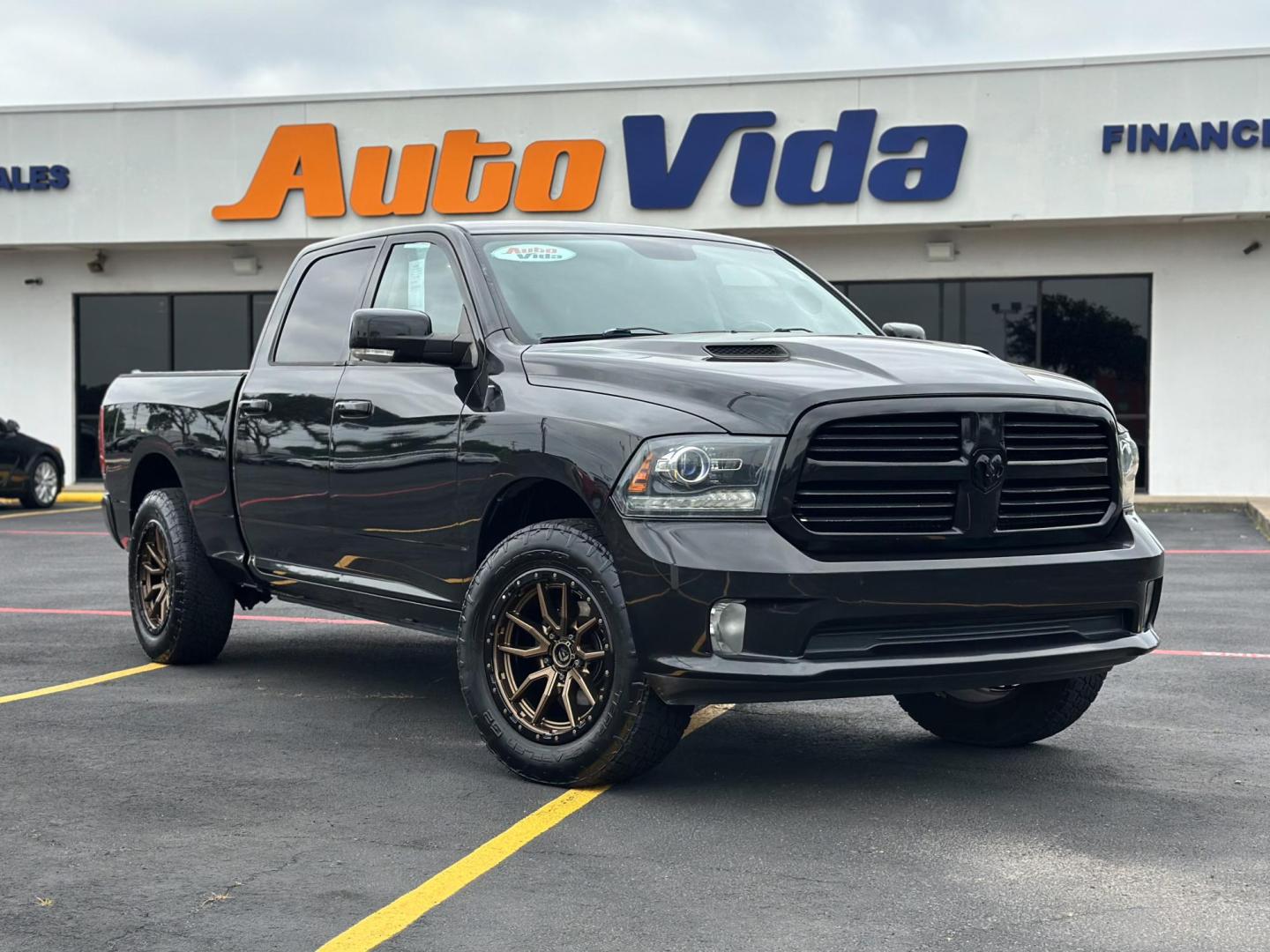 2016 BLACK /BLACK RAM 1500 Sport Crew Cab LWB 4WD (1C6RR7UT5GS) with an 5.7L V8 OHV 16V engine, 6A transmission, located at 8640 E R L Thornton Fwy, Dallas, TX, 75228, (469) 297-4144, 32.794128, -96.693008 - Photo#1