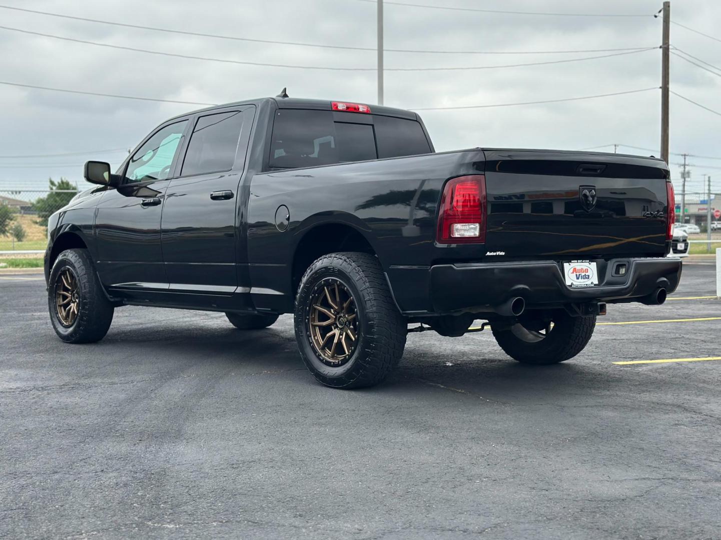 2016 BLACK /BLACK RAM 1500 Sport Crew Cab LWB 4WD (1C6RR7UT5GS) with an 5.7L V8 OHV 16V engine, 6A transmission, located at 8640 E R L Thornton Fwy, Dallas, TX, 75228, (469) 297-4144, 32.794128, -96.693008 - Photo#9