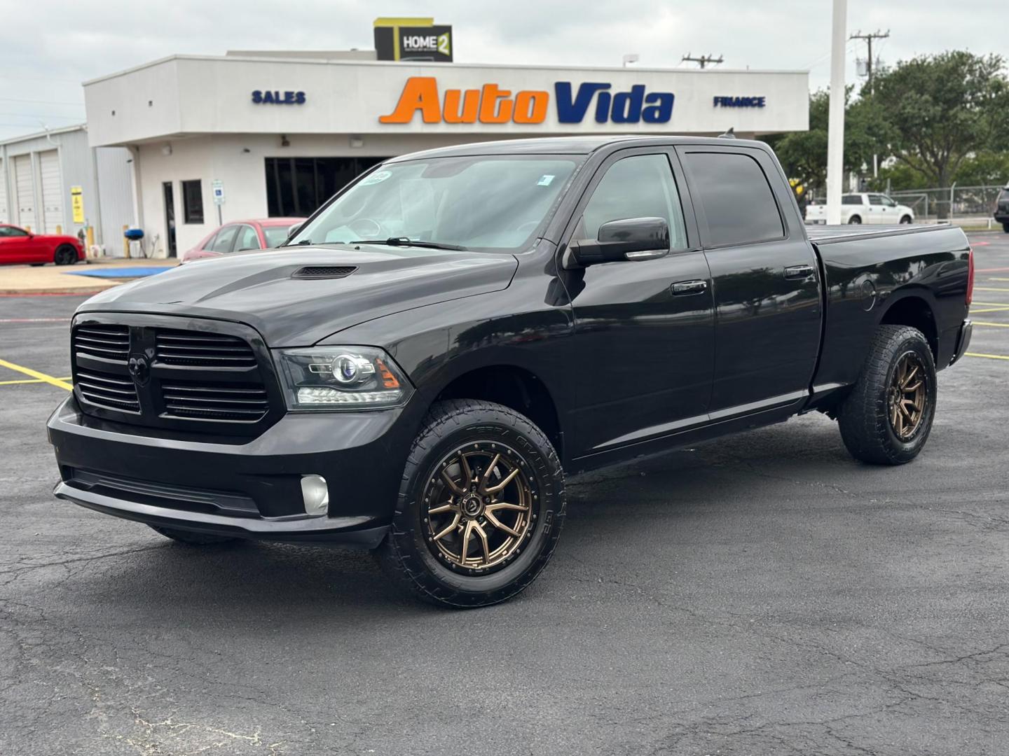 2016 BLACK /BLACK RAM 1500 Sport Crew Cab LWB 4WD (1C6RR7UT5GS) with an 5.7L V8 OHV 16V engine, 6A transmission, located at 8640 E R L Thornton Fwy, Dallas, TX, 75228, (469) 297-4144, 32.794128, -96.693008 - Photo#12