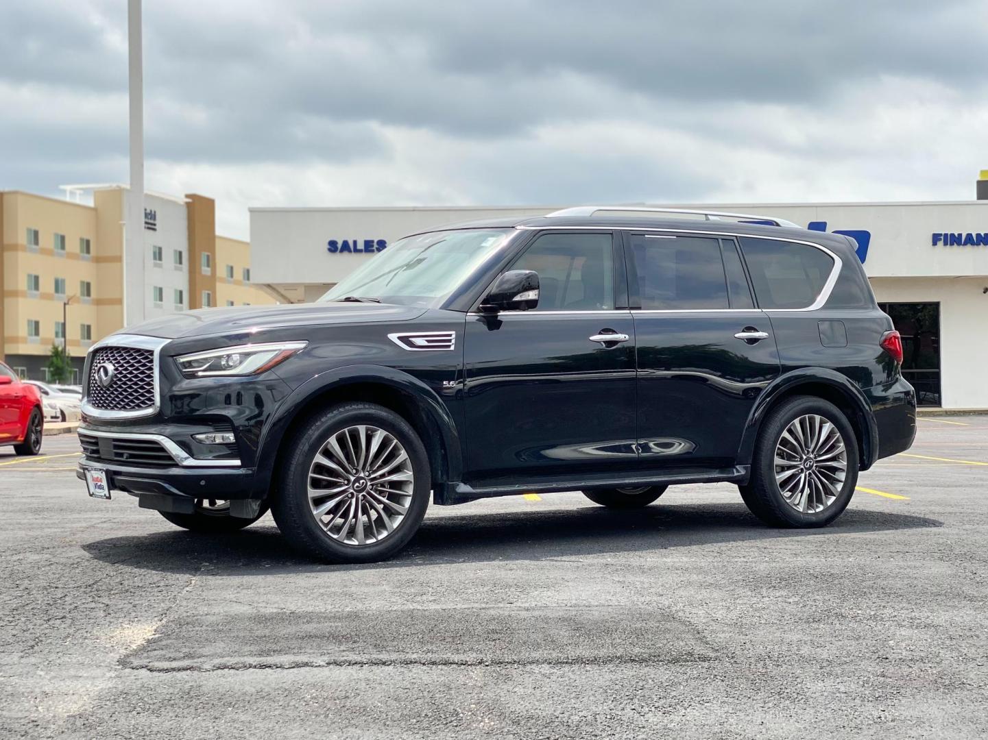 2018 BLACK Infiniti QX80 2WD (JN8AZ2NF5J9) with an 5.6L V8 DOHC 32V engine, 7A transmission, located at 8640 E R L Thornton Fwy, Dallas, TX, 75228, (469) 297-4144, 32.794128, -96.693008 - Photo#5