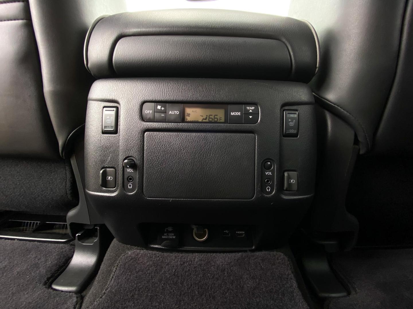 2018 BLACK Infiniti QX80 2WD (JN8AZ2NF5J9) with an 5.6L V8 DOHC 32V engine, 7A transmission, located at 8640 E R L Thornton Fwy, Dallas, TX, 75228, (469) 297-4144, 32.794128, -96.693008 - Photo#15