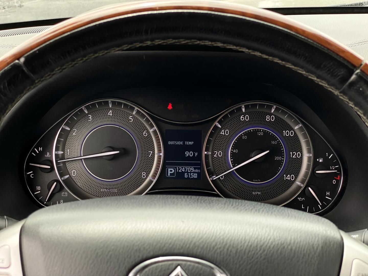 2018 BLACK Infiniti QX80 2WD (JN8AZ2NF5J9) with an 5.6L V8 DOHC 32V engine, 7A transmission, located at 8640 E R L Thornton Fwy, Dallas, TX, 75228, (469) 297-4144, 32.794128, -96.693008 - Photo#24