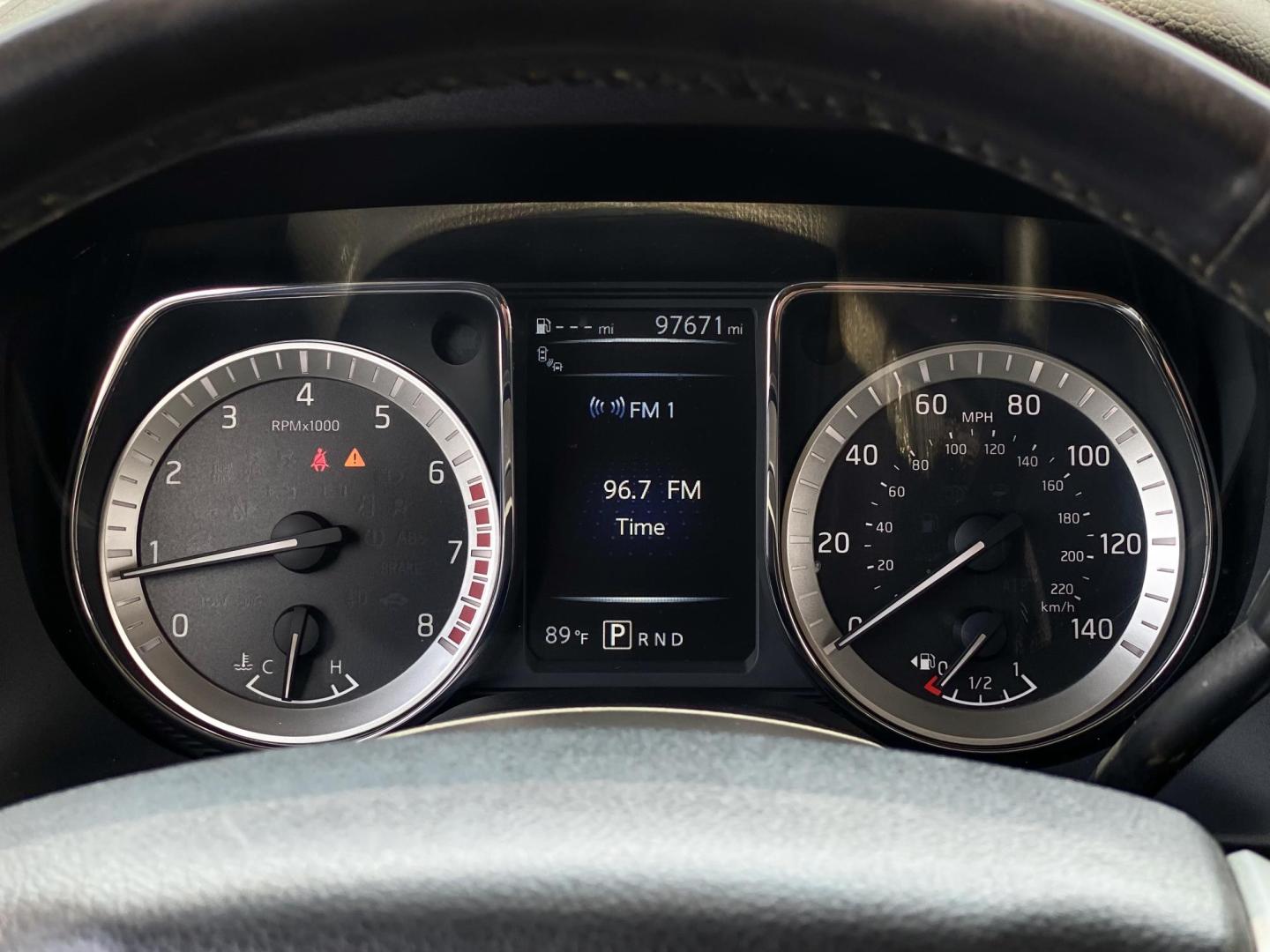 2017 SILVER Nissan Titan S Crew Cab 2WD (1N6AA1E68HN) with an 5.6L V8 DOHC 32V engine, 6A transmission, located at 8640 E R L Thornton Fwy, Dallas, TX, 75228, (469) 297-4144, 32.794128, -96.693008 - Photo#19