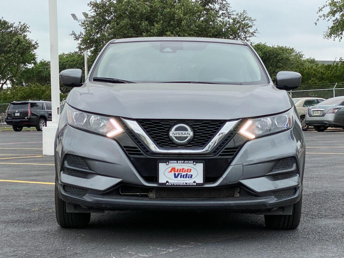 2020 GRAY Nissan Rogue Sport S (JN1BJ1CV7LW) with an 2.0L L4 DOHC 16V engine, CVT transmission, located at 8640 E R L Thornton Fwy, Dallas, TX, 75228, (469) 297-4144, 32.794128, -96.693008 - Photo#1