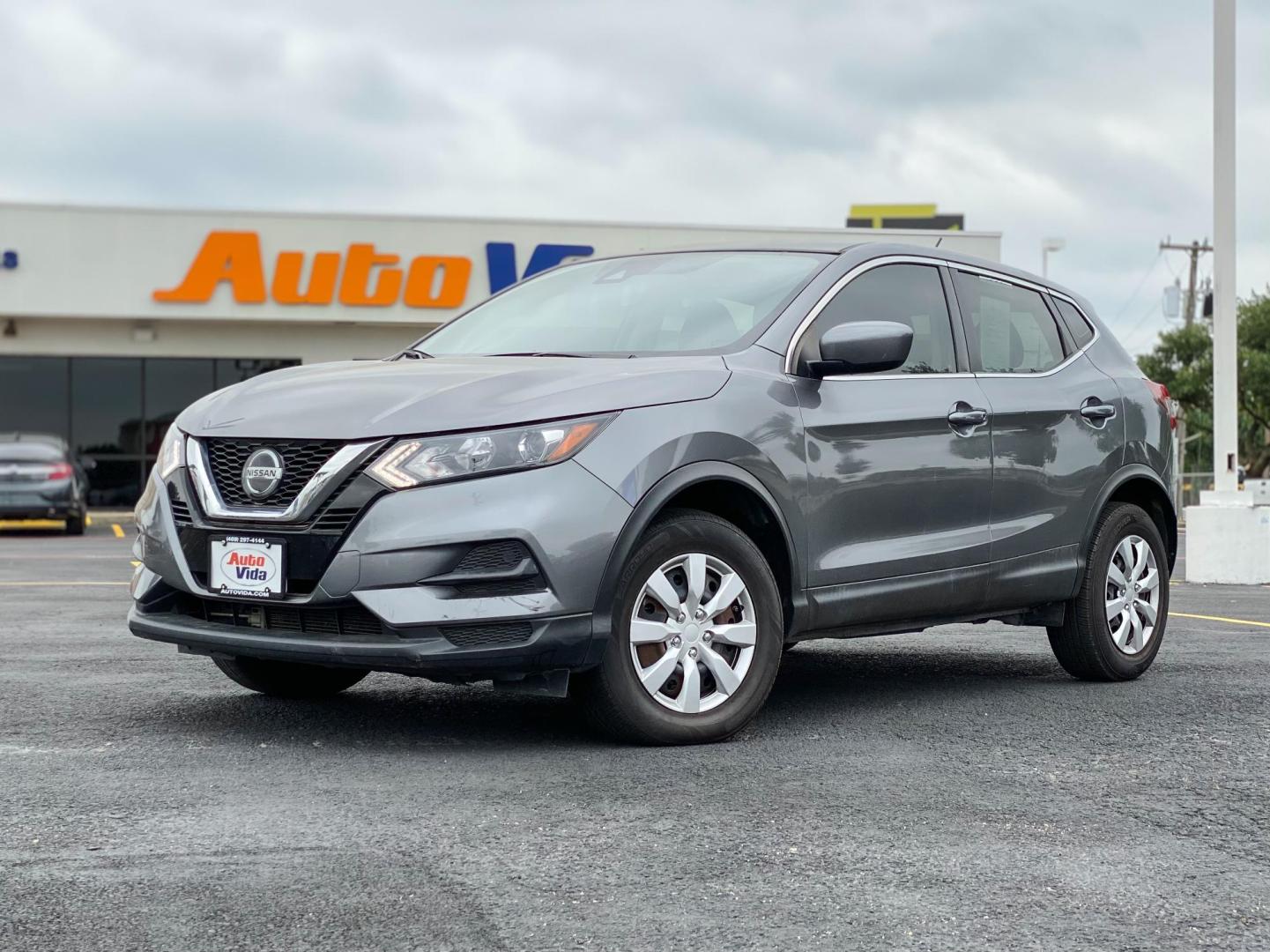 2020 GRAY Nissan Rogue Sport S (JN1BJ1CV7LW) with an 2.0L L4 DOHC 16V engine, CVT transmission, located at 8640 E R L Thornton Fwy, Dallas, TX, 75228, (469) 297-4144, 32.794128, -96.693008 - Photo#7