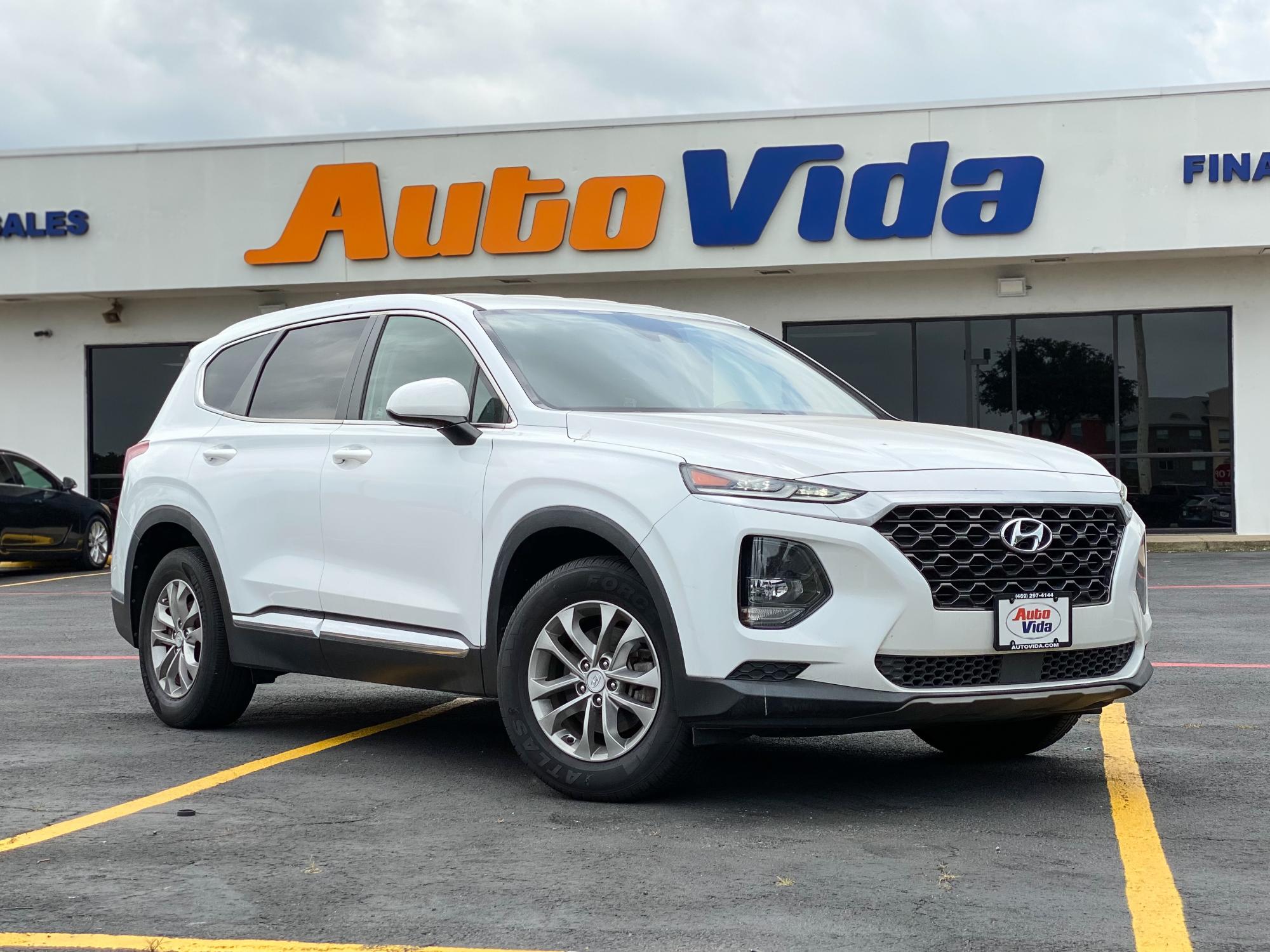 photo of 2020 Hyundai Santa Fe SE 2.4