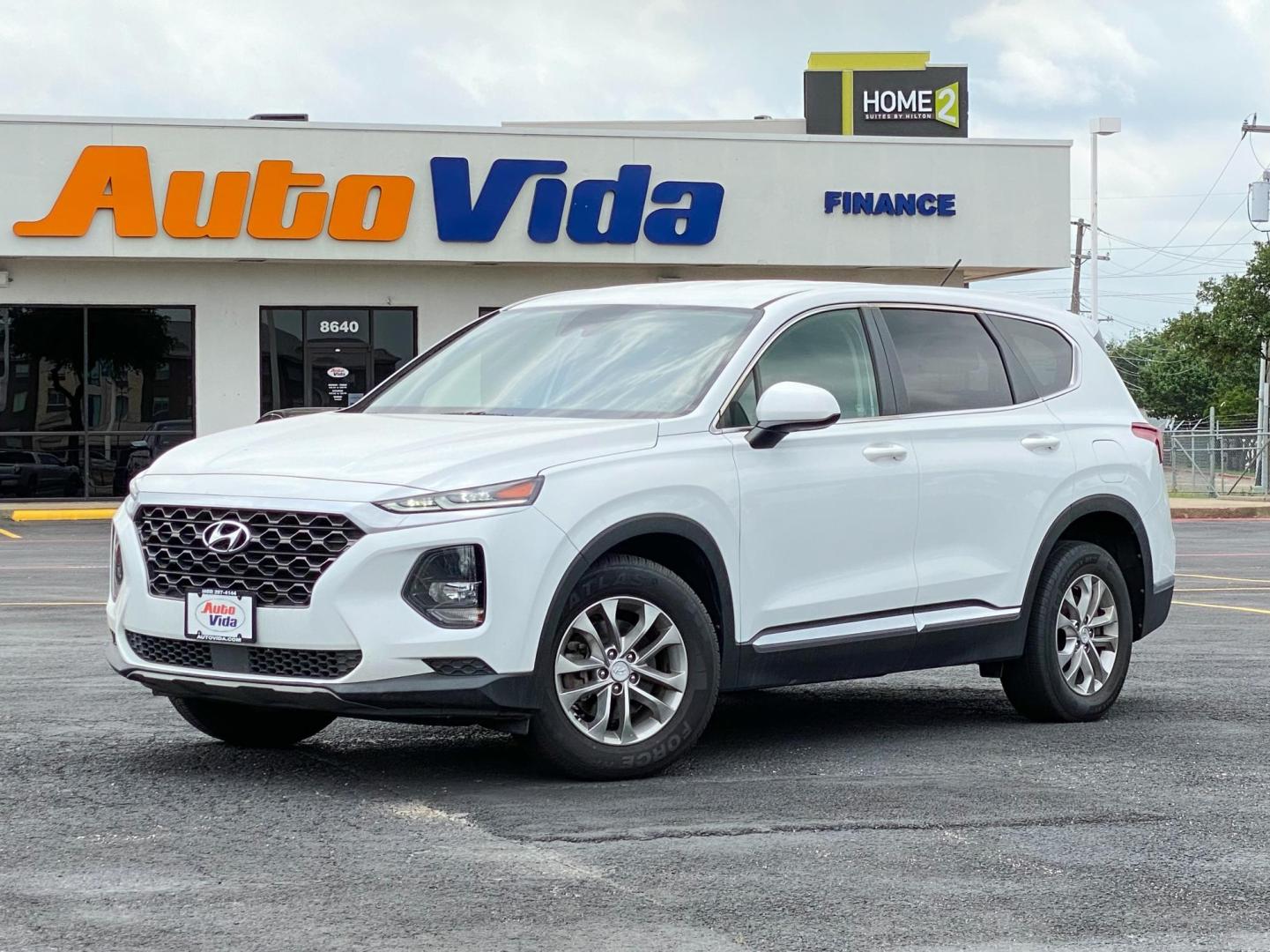 2020 WHITE Hyundai Santa Fe SE 2.4 (5NMS23AD1LH) with an 2.4L L4 DOHC 16V engine, 8A transmission, located at 8640 E R L Thornton Fwy, Dallas, TX, 75228, (469) 297-4144, 32.794128, -96.693008 - Photo#8