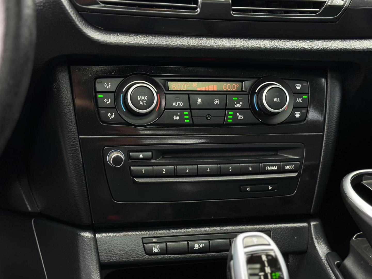 2013 GRAY BMW X1 sDrive28i (WBAVM1C52DV) with an 2.0L L4 DOHC 16V engine, 8-Speed Automatic transmission, located at 8640 E R L Thornton Fwy, Dallas, TX, 75228, (469) 297-4144, 32.794128, -96.693008 - Photo#20