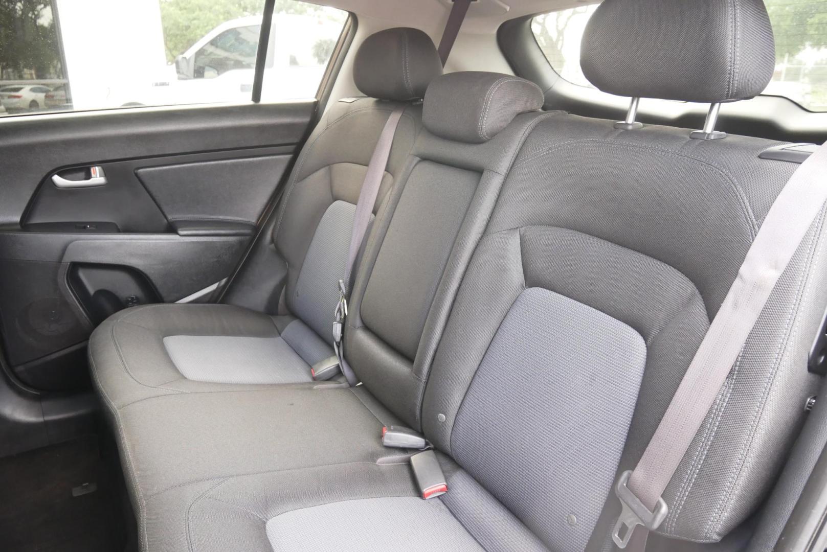 2015 BROWN Kia Sportage LX FWD (KNDPB3AC4F7) with an 2.4L V6 DOHC 24V engine, 6-Speed Automatic transmission, located at 8640 E R L Thornton Fwy, Dallas, TX, 75228, (469) 297-4144, 32.794128, -96.693008 - Photo#12