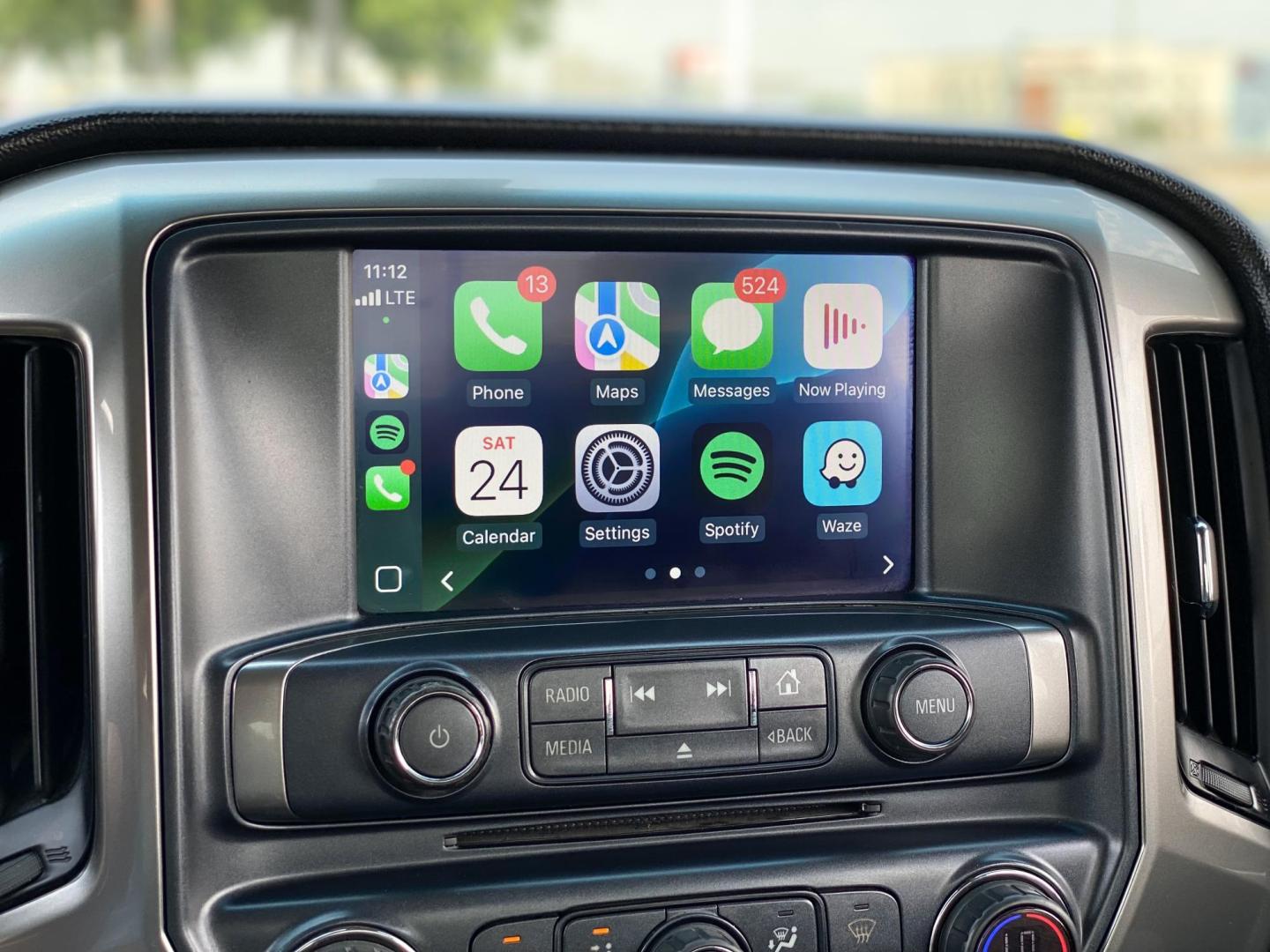 2018 GRAY Chevrolet Silverado 1500 LT Crew Cab 2WD (3GCPCREC8JG) with an 5.3L V8 OHV 16V engine, 6A transmission, located at 8640 E R L Thornton Fwy, Dallas, TX, 75228, (469) 297-4144, 32.794128, -96.693008 - Photo#16