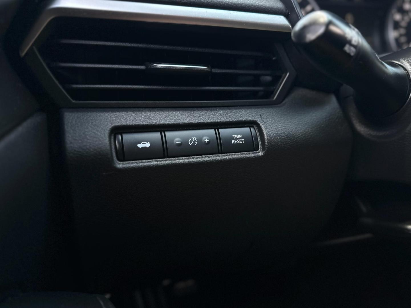 2020 GRAY Nissan Altima 2.5 S (1N4BL4BV6LC) with an 2.5L L4 DOHC 16V engine, CVT transmission, located at 8640 E R L Thornton Fwy, Dallas, TX, 75228, (469) 297-4144, 32.794128, -96.693008 - Photo#23