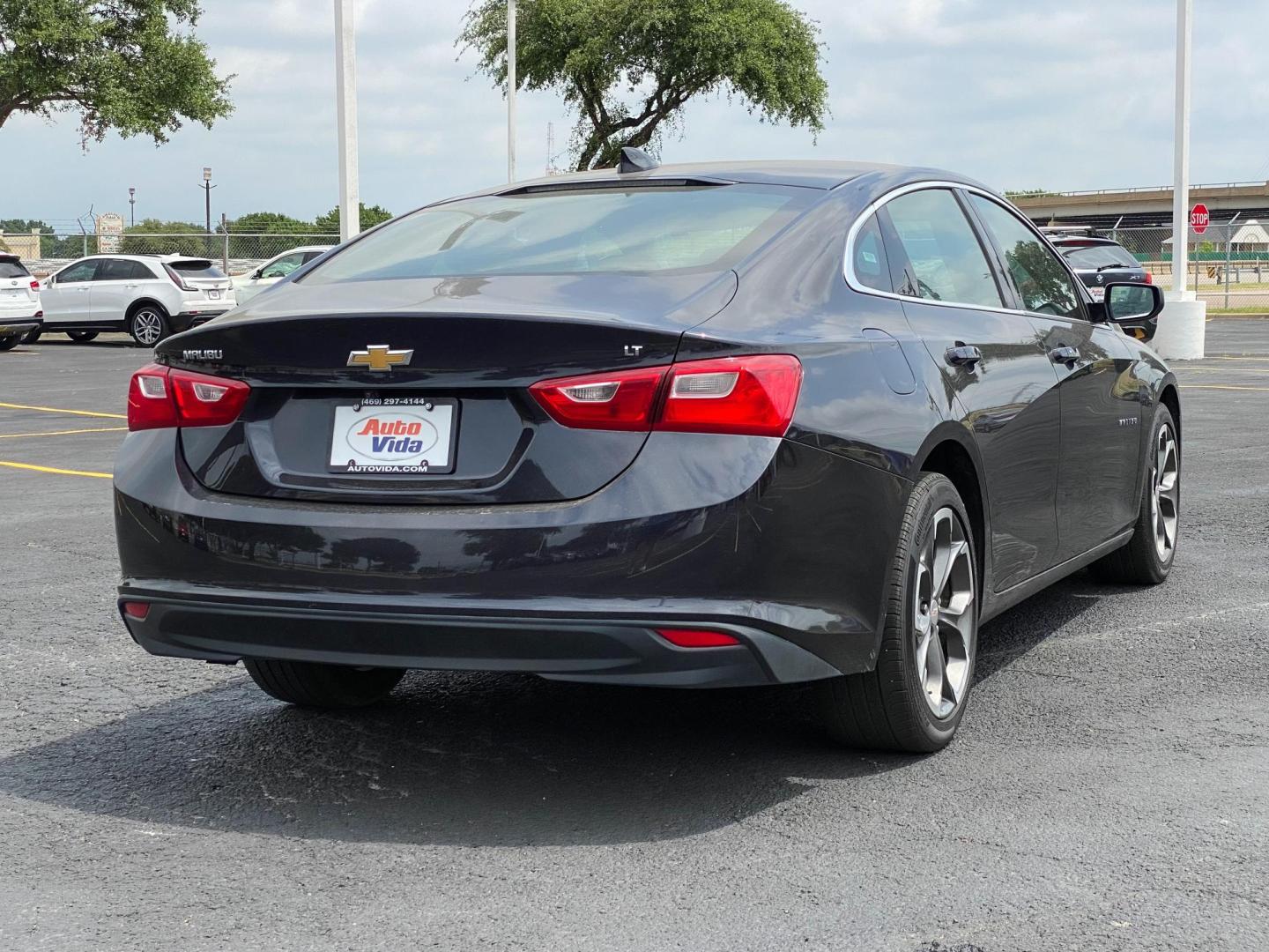 2023 GRAY Chevrolet Malibu 1LT (1G1ZD5ST4PF) with an 1.5L L4 DOHC 16V engine, 6A transmission, located at 8640 E R L Thornton Fwy, Dallas, TX, 75228, (469) 297-4144, 32.794128, -96.693008 - Photo#4
