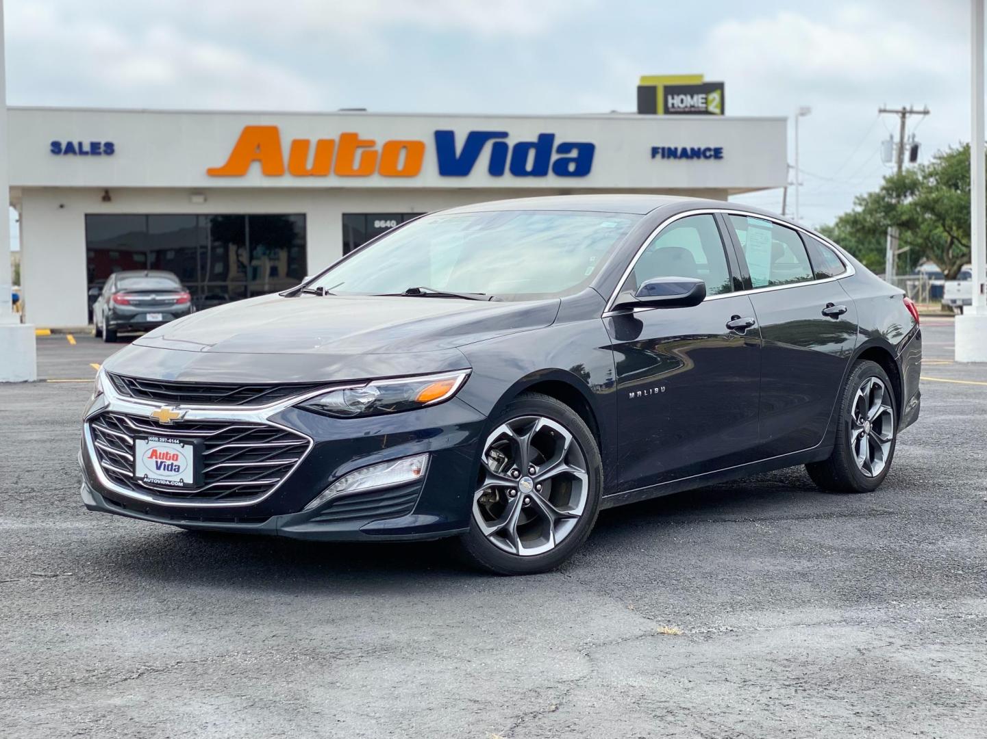 2023 GRAY Chevrolet Malibu 1LT (1G1ZD5ST4PF) with an 1.5L L4 DOHC 16V engine, 6A transmission, located at 8640 E R L Thornton Fwy, Dallas, TX, 75228, (469) 297-4144, 32.794128, -96.693008 - Photo#7
