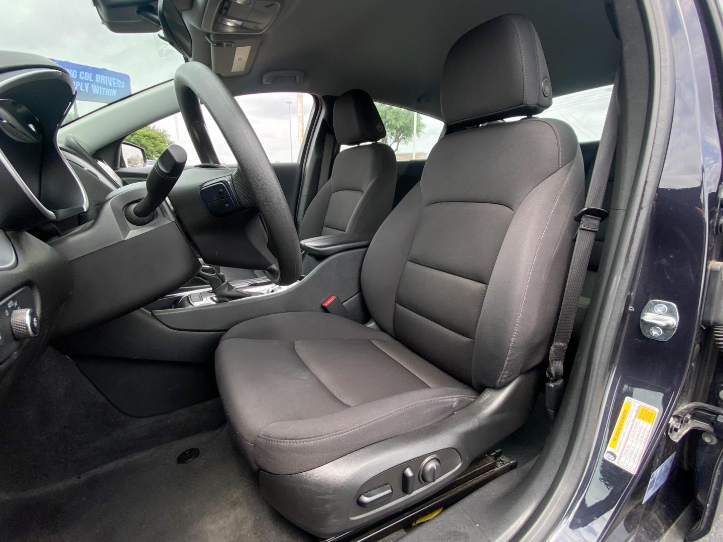 2023 GRAY Chevrolet Malibu 1LT (1G1ZD5ST4PF) with an 1.5L L4 DOHC 16V engine, 6A transmission, located at 8640 E R L Thornton Fwy, Dallas, TX, 75228, (469) 297-4144, 32.794128, -96.693008 - Photo#9