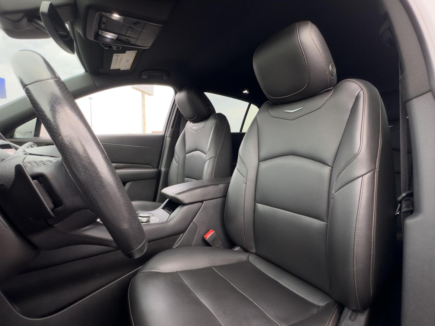 2020 WHITE Cadillac XT4 Sport (1GYFZER40LF) with an 2.0L L4 DOHC 16V engine, 9A transmission, located at 8640 E R L Thornton Fwy, Dallas, TX, 75228, (469) 297-4144, 32.794128, -96.693008 - Photo#15