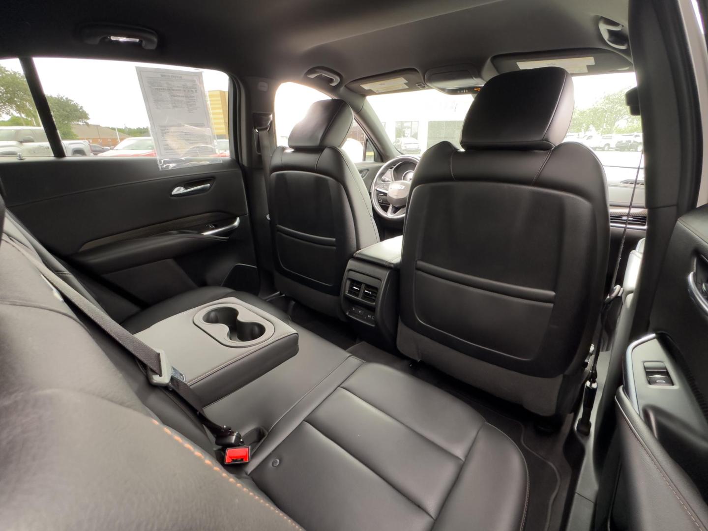 2020 WHITE Cadillac XT4 Sport (1GYFZER40LF) with an 2.0L L4 DOHC 16V engine, 9A transmission, located at 8640 E R L Thornton Fwy, Dallas, TX, 75228, (469) 297-4144, 32.794128, -96.693008 - Photo#18