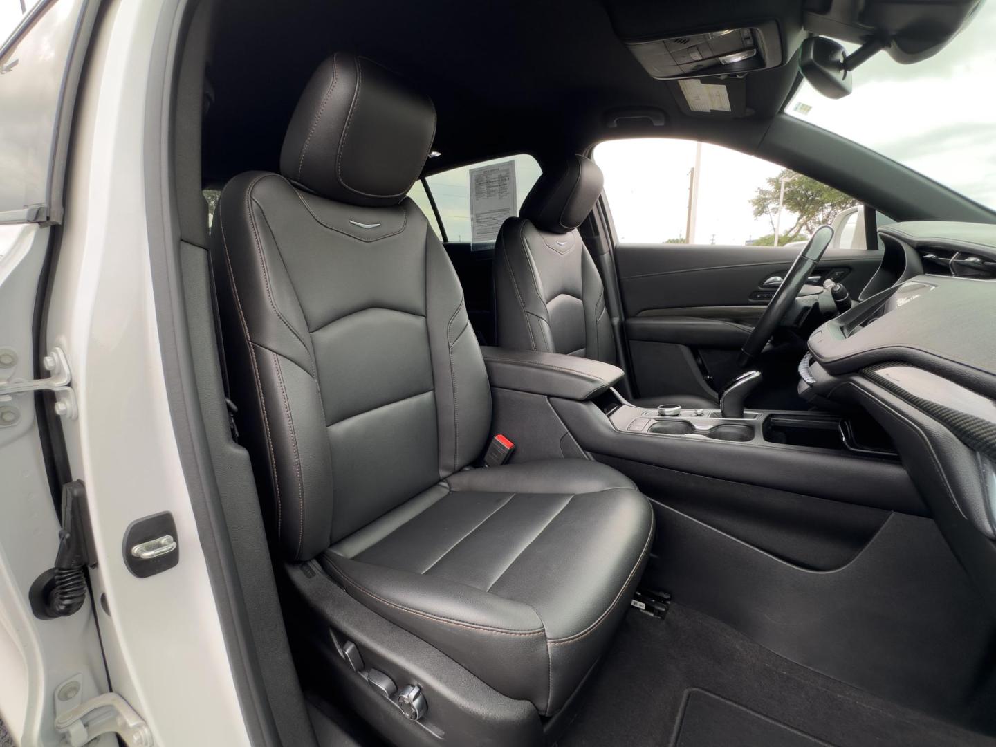 2020 WHITE Cadillac XT4 Sport (1GYFZER40LF) with an 2.0L L4 DOHC 16V engine, 9A transmission, located at 8640 E R L Thornton Fwy, Dallas, TX, 75228, (469) 297-4144, 32.794128, -96.693008 - Photo#19