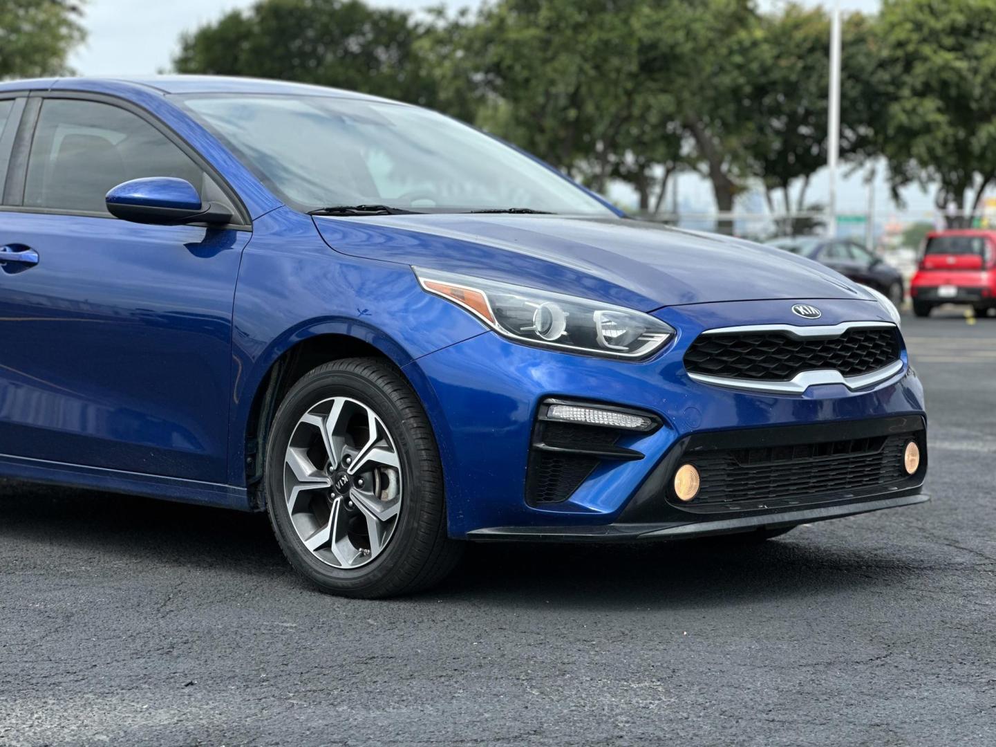 2019 BLUE Kia Forte LX 6A (3KPF24AD7KE) with an 2.0L L4 DOHC 16V engine, 6A transmission, located at 8640 E R L Thornton Fwy, Dallas, TX, 75228, (469) 297-4144, 32.794128, -96.693008 - Photo#2