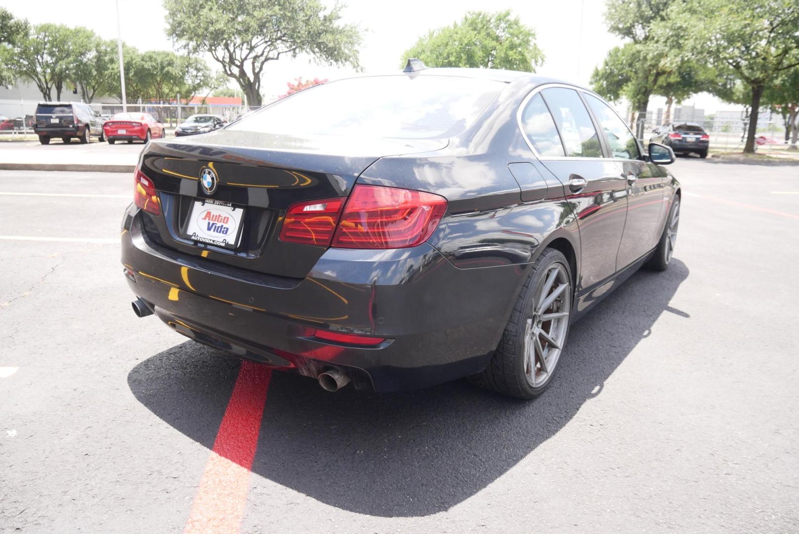 2015 BLACK BMW 5-Series 535i (WBA5B1C5XFG) with an 3.0L L6 DOHC 24V engine, 8-Speed Automatic transmission, located at 8640 E R L Thornton Fwy, Dallas, TX, 75228, (469) 297-4144, 32.794128, -96.693008 - Photo#2