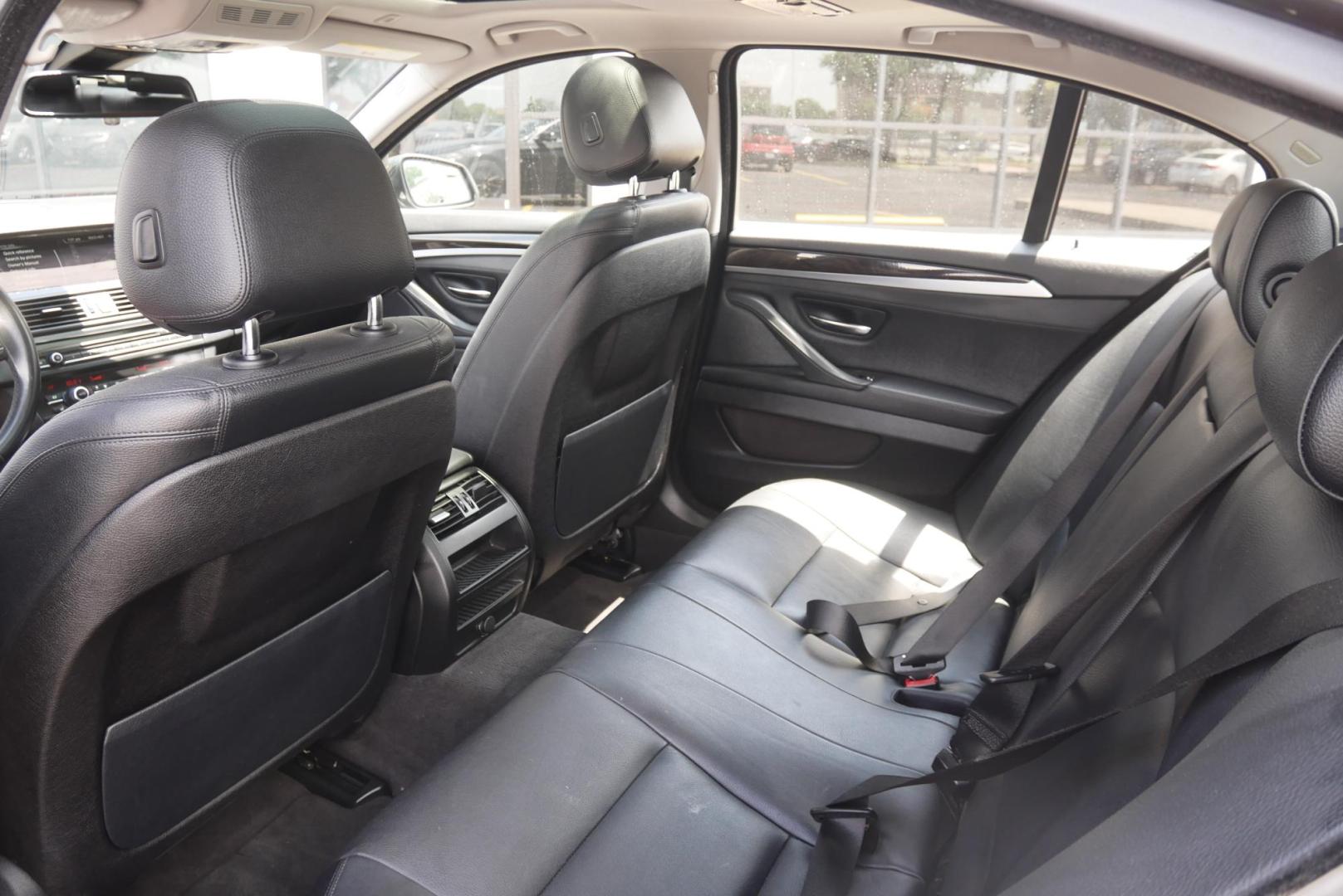 2015 BLACK BMW 5-Series 535i (WBA5B1C5XFG) with an 3.0L L6 DOHC 24V engine, 8-Speed Automatic transmission, located at 8640 E R L Thornton Fwy, Dallas, TX, 75228, (469) 297-4144, 32.794128, -96.693008 - Photo#14
