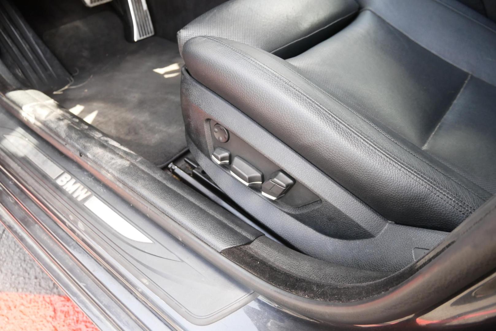 2012 BLACK BMW 5-Series 535i (WBAFR7C51CC) with an 3.0L L6 DOHC 24V engine, located at 8640 E R L Thornton Fwy, Dallas, TX, 75228, (469) 297-4144, 32.794128, -96.693008 - Photo#13