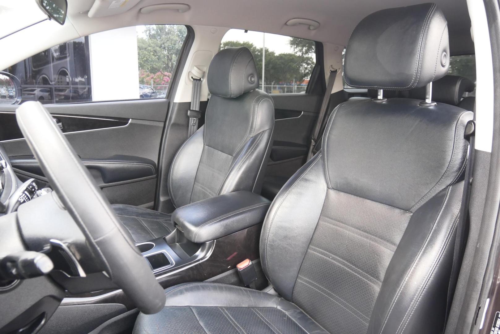2017 BROWN Kia Sorento EX 2WD (5XYPH4A12HG) with an 2.4L L4 DOHC 16V engine, 6A transmission, located at 8640 E R L Thornton Fwy, Dallas, TX, 75228, (469) 297-4144, 32.794128, -96.693008 - Photo#9