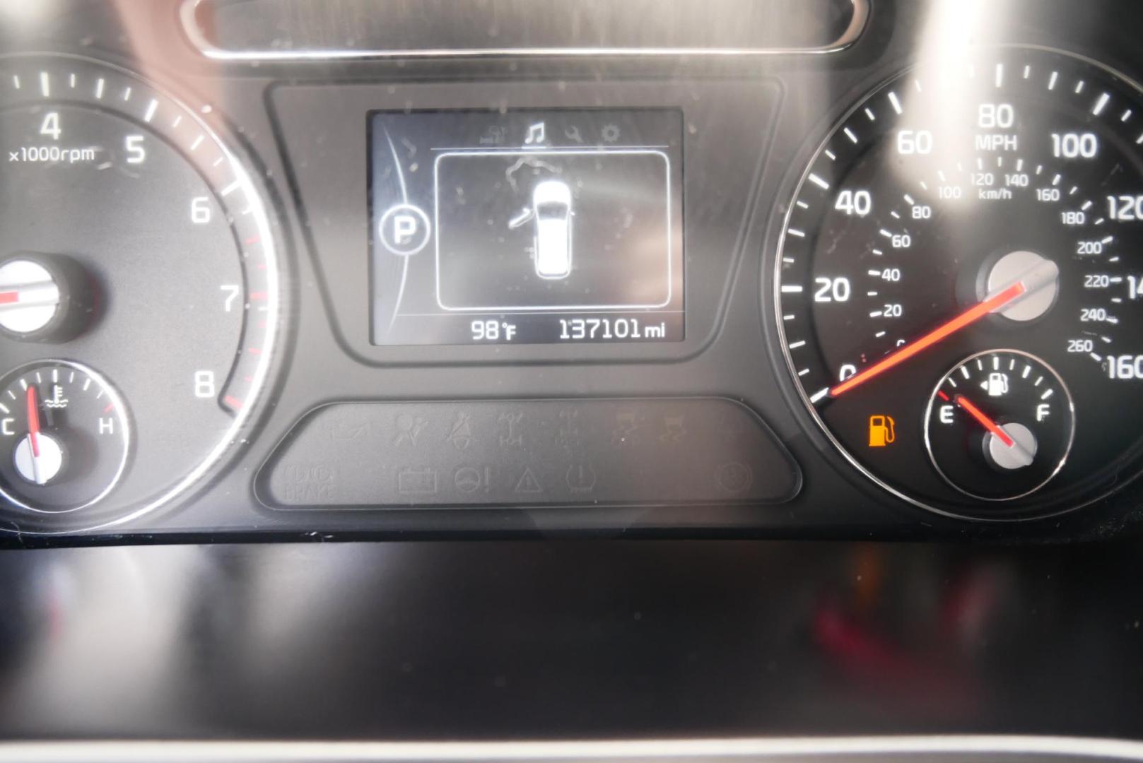 2017 BROWN Kia Sorento EX 2WD (5XYPH4A12HG) with an 2.4L L4 DOHC 16V engine, 6A transmission, located at 8640 E R L Thornton Fwy, Dallas, TX, 75228, (469) 297-4144, 32.794128, -96.693008 - Photo#23