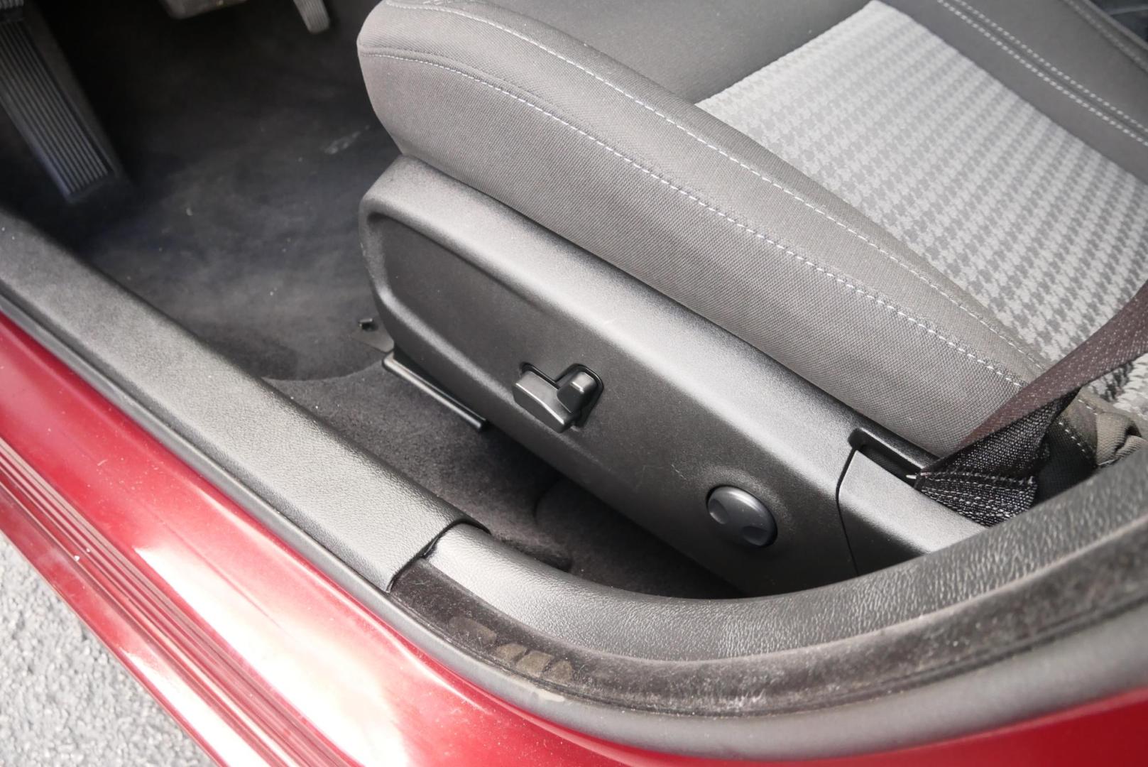 2023 RED Dodge Charger SXT (2C3CDXBG7PH) with an 3.6L V6 DOHC 24V engine, 8A transmission, located at 8640 E R L Thornton Fwy, Dallas, TX, 75228, (469) 297-4144, 32.794128, -96.693008 - Photo#12