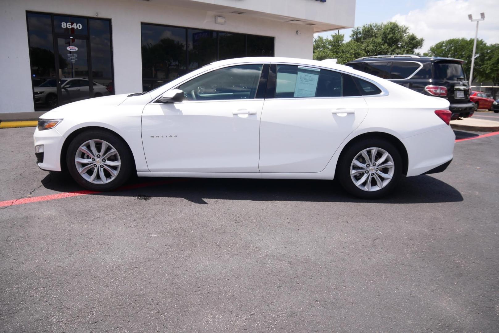 2023 WHITE Chevrolet Malibu 1LT (1G1ZD5ST5PF) with an 1.5L L4 DOHC 16V engine, 6A transmission, located at 8640 E R L Thornton Fwy, Dallas, TX, 75228, (469) 297-4144, 32.794128, -96.693008 - Photo#5