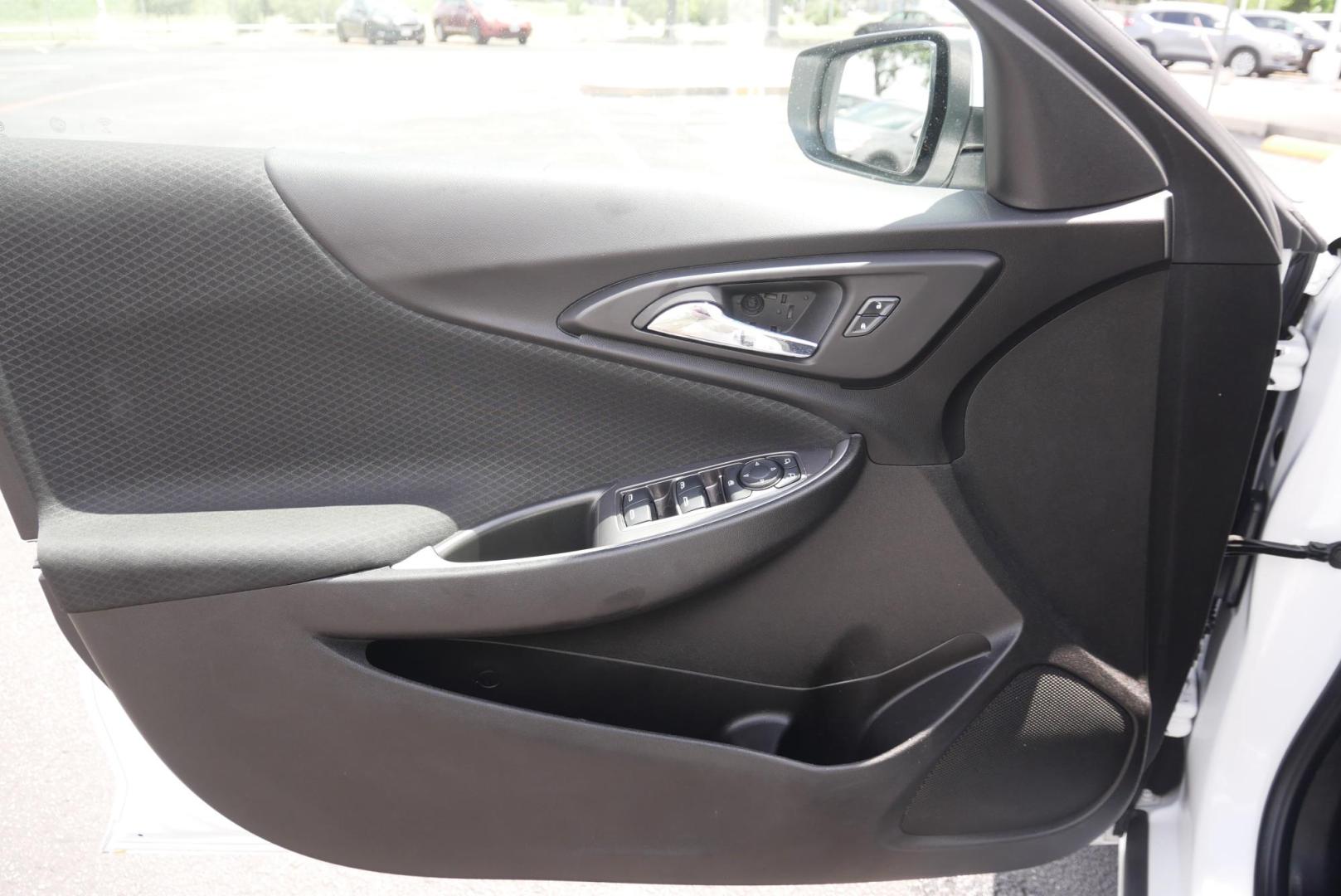 2023 WHITE Chevrolet Malibu 1LT (1G1ZD5ST5PF) with an 1.5L L4 DOHC 16V engine, 6A transmission, located at 8640 E R L Thornton Fwy, Dallas, TX, 75228, (469) 297-4144, 32.794128, -96.693008 - Photo#10