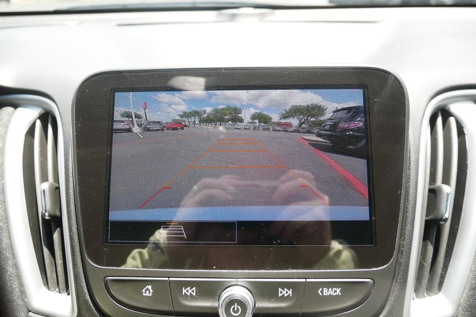 2023 WHITE Chevrolet Malibu 1LT (1G1ZD5ST5PF) with an 1.5L L4 DOHC 16V engine, 6A transmission, located at 8640 E R L Thornton Fwy, Dallas, TX, 75228, (469) 297-4144, 32.794128, -96.693008 - Photo#24