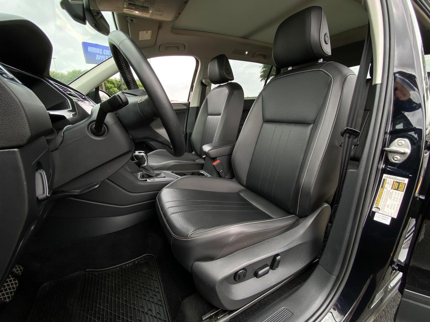 2022 BLACK Volkswagen Tiguan SE (3VV3B7AX8NM) with an 2.0L L4 DOHC 16V TURBO engine, 8A transmission, located at 8640 E R L Thornton Fwy, Dallas, TX, 75228, (469) 297-4144, 32.794128, -96.693008 - Photo#9