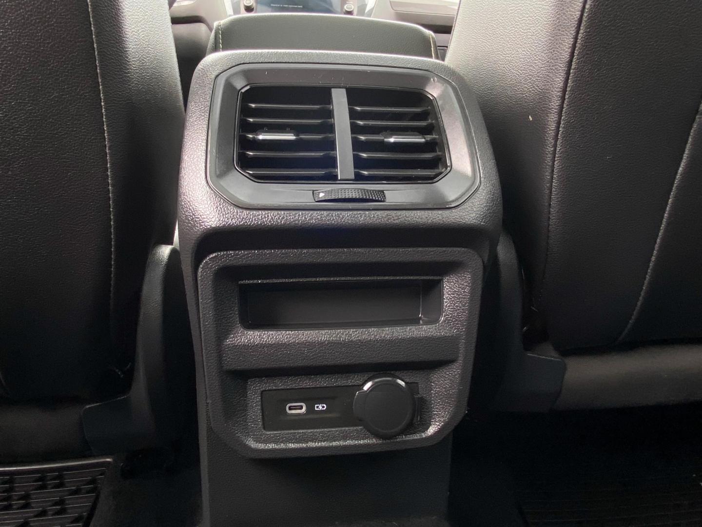 2022 BLACK Volkswagen Tiguan SE (3VV3B7AX8NM) with an 2.0L L4 DOHC 16V TURBO engine, 8A transmission, located at 8640 E R L Thornton Fwy, Dallas, TX, 75228, (469) 297-4144, 32.794128, -96.693008 - Photo#14