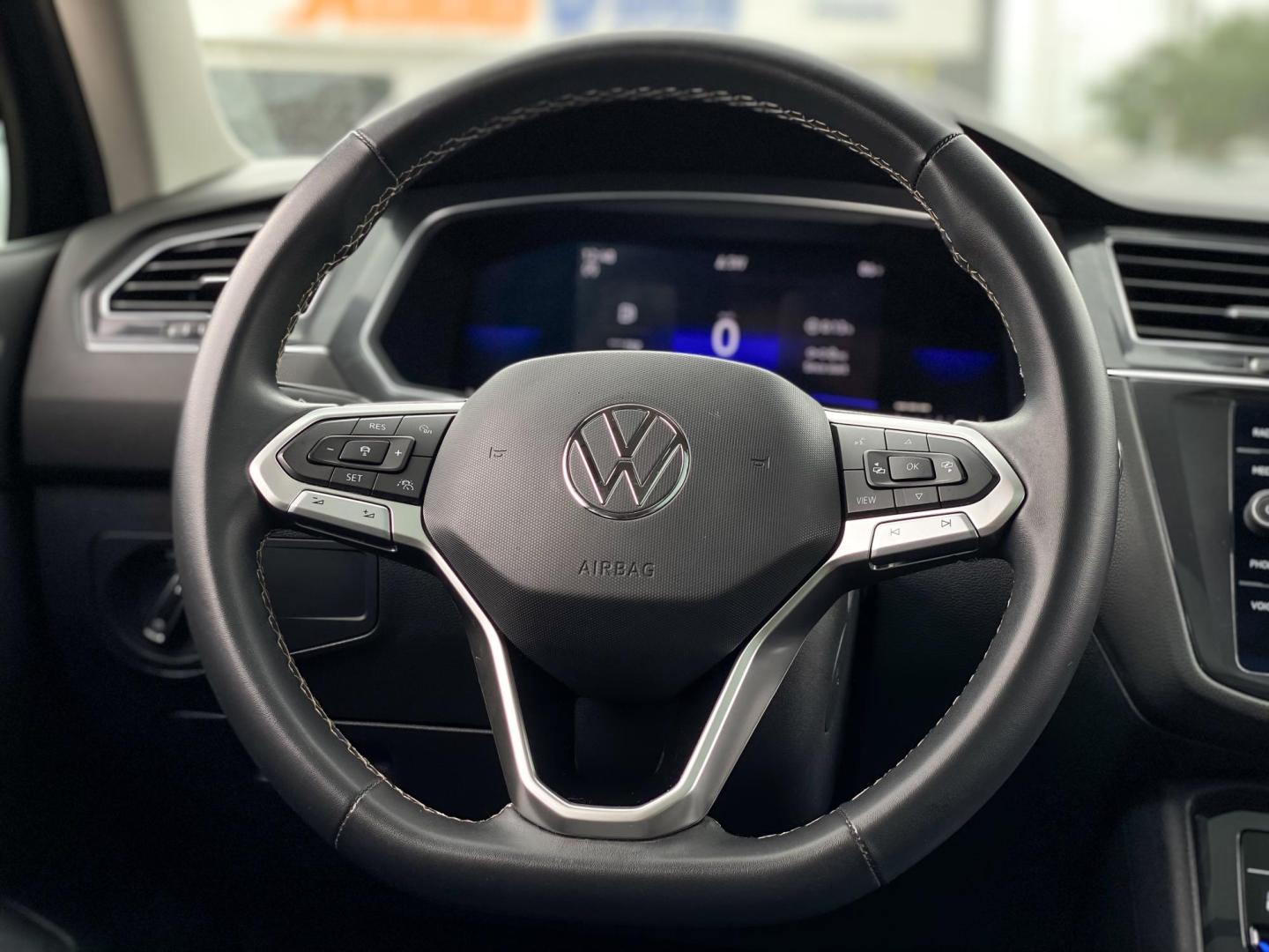 2022 BLACK Volkswagen Tiguan SE (3VV3B7AX8NM) with an 2.0L L4 DOHC 16V TURBO engine, 8A transmission, located at 8640 E R L Thornton Fwy, Dallas, TX, 75228, (469) 297-4144, 32.794128, -96.693008 - Photo#19