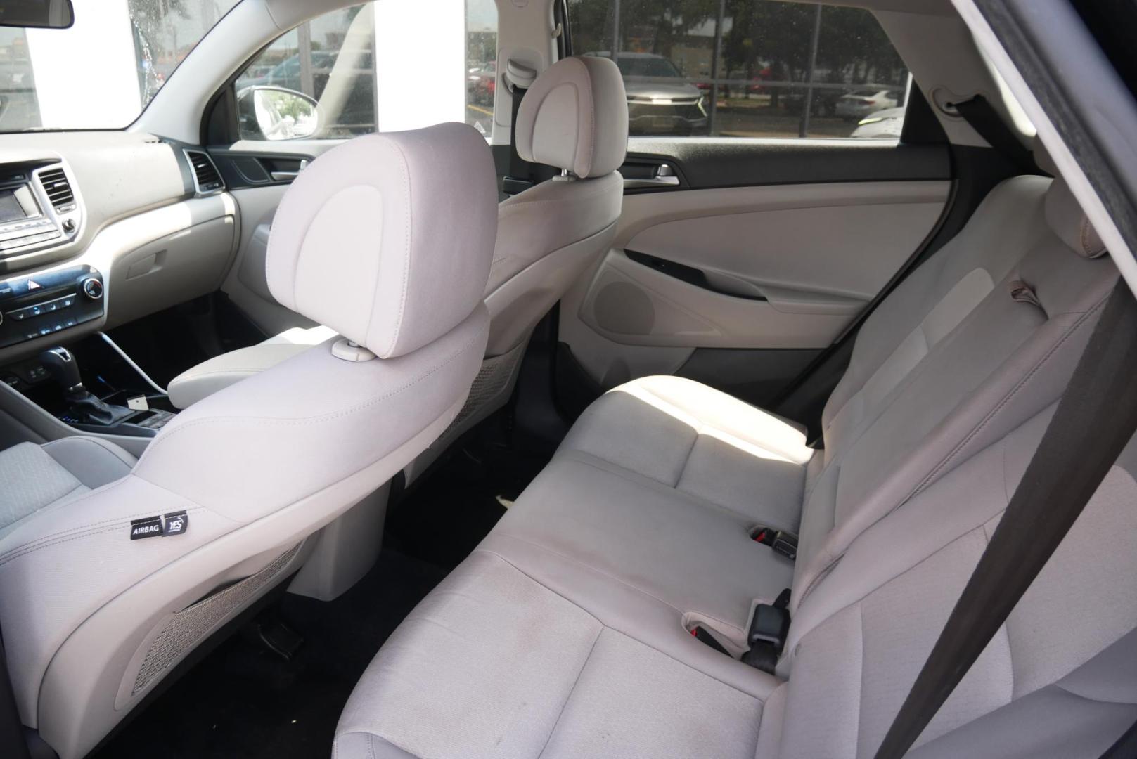 2017 BLACK Hyundai Tucson SE w/Preferred Package AWD (KM8J3CA4XHU) with an 2.0L L4 DOHC 16V engine, 6A transmission, located at 8640 E R L Thornton Fwy, Dallas, TX, 75228, (469) 297-4144, 32.794128, -96.693008 - Photo#13