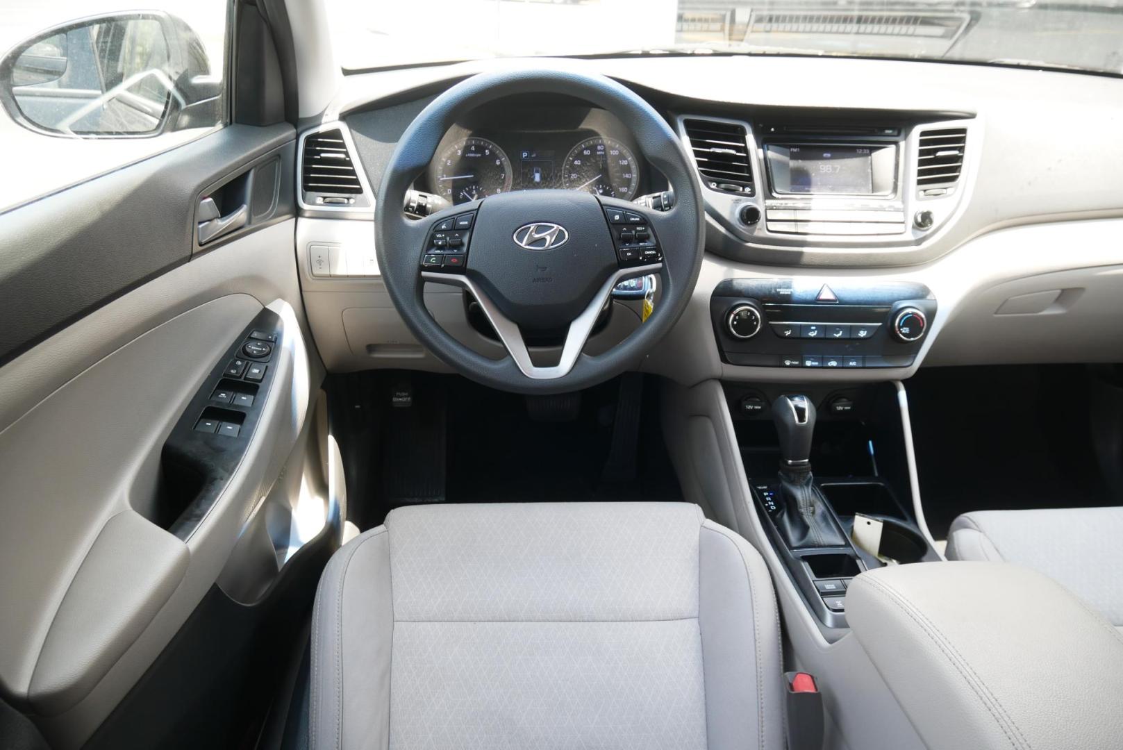 2017 BLACK Hyundai Tucson SE w/Preferred Package AWD (KM8J3CA4XHU) with an 2.0L L4 DOHC 16V engine, 6A transmission, located at 8640 E R L Thornton Fwy, Dallas, TX, 75228, (469) 297-4144, 32.794128, -96.693008 - Photo#15