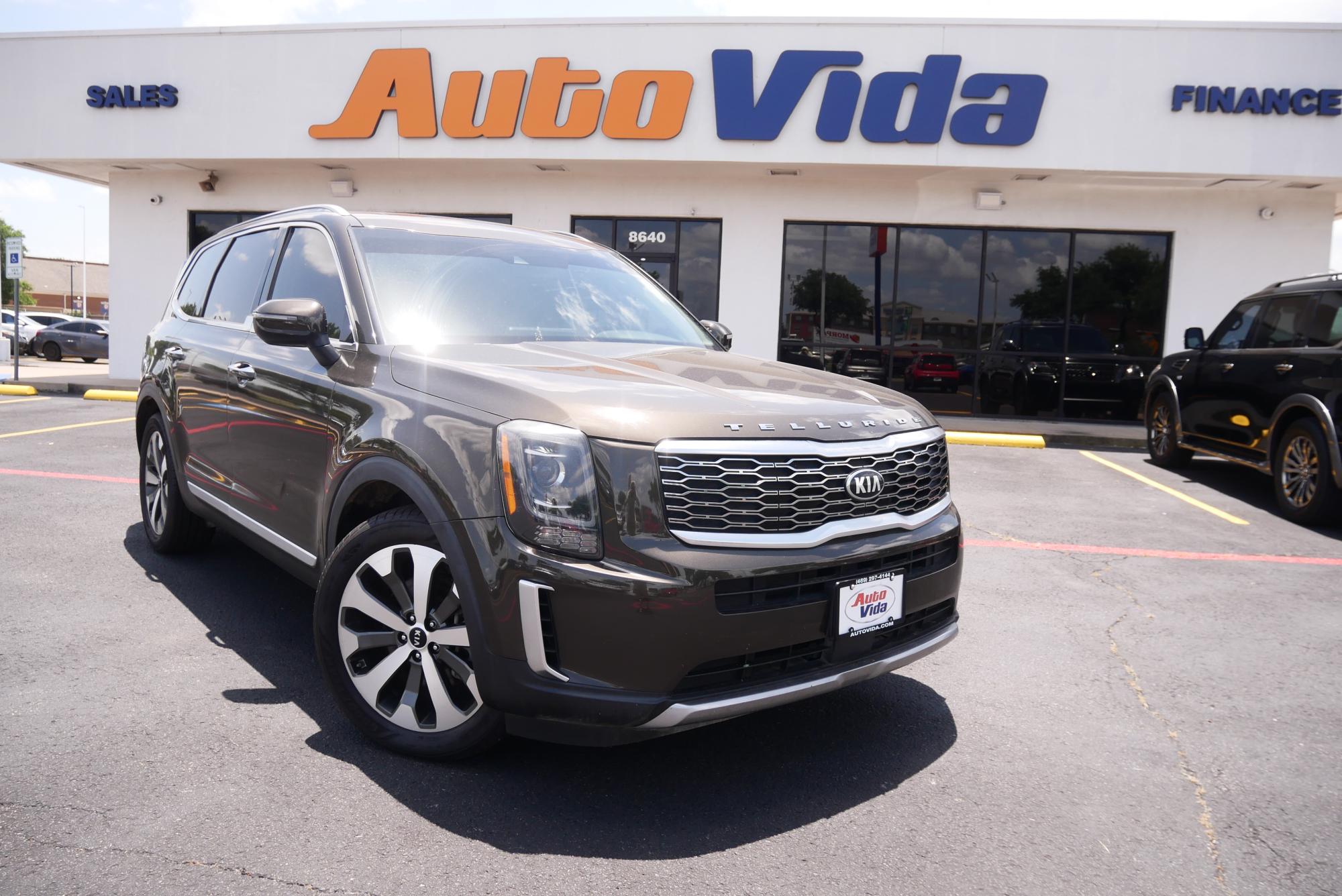 photo of 2020 Kia Telluride S