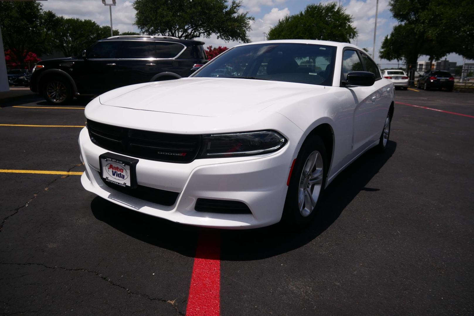 2023 WHITE Dodge Charger SXT (2C3CDXBG0PH) with an 3.6L V6 DOHC 24V engine, 8A transmission, located at 8640 E R L Thornton Fwy, Dallas, TX, 75228, (469) 297-4144, 32.794128, -96.693008 - Photo#6