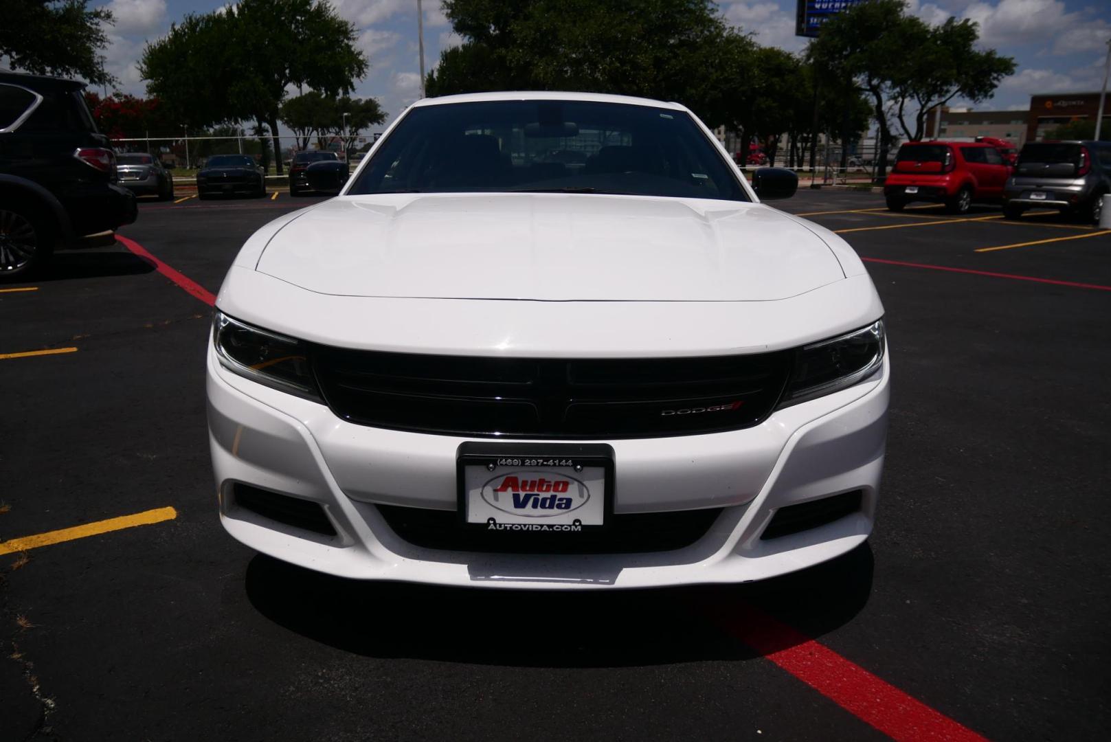 2023 WHITE Dodge Charger SXT (2C3CDXBG0PH) with an 3.6L V6 DOHC 24V engine, 8A transmission, located at 8640 E R L Thornton Fwy, Dallas, TX, 75228, (469) 297-4144, 32.794128, -96.693008 - Photo#7