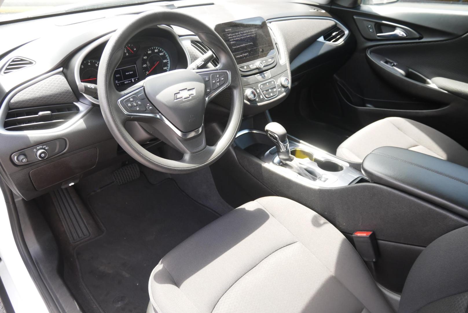 2023 WHITE Chevrolet Malibu 1LT (1G1ZD5ST7PF) with an 1.5L L4 DOHC 16V engine, 6A transmission, located at 8640 E R L Thornton Fwy, Dallas, TX, 75228, (469) 297-4144, 32.794128, -96.693008 - Photo#8