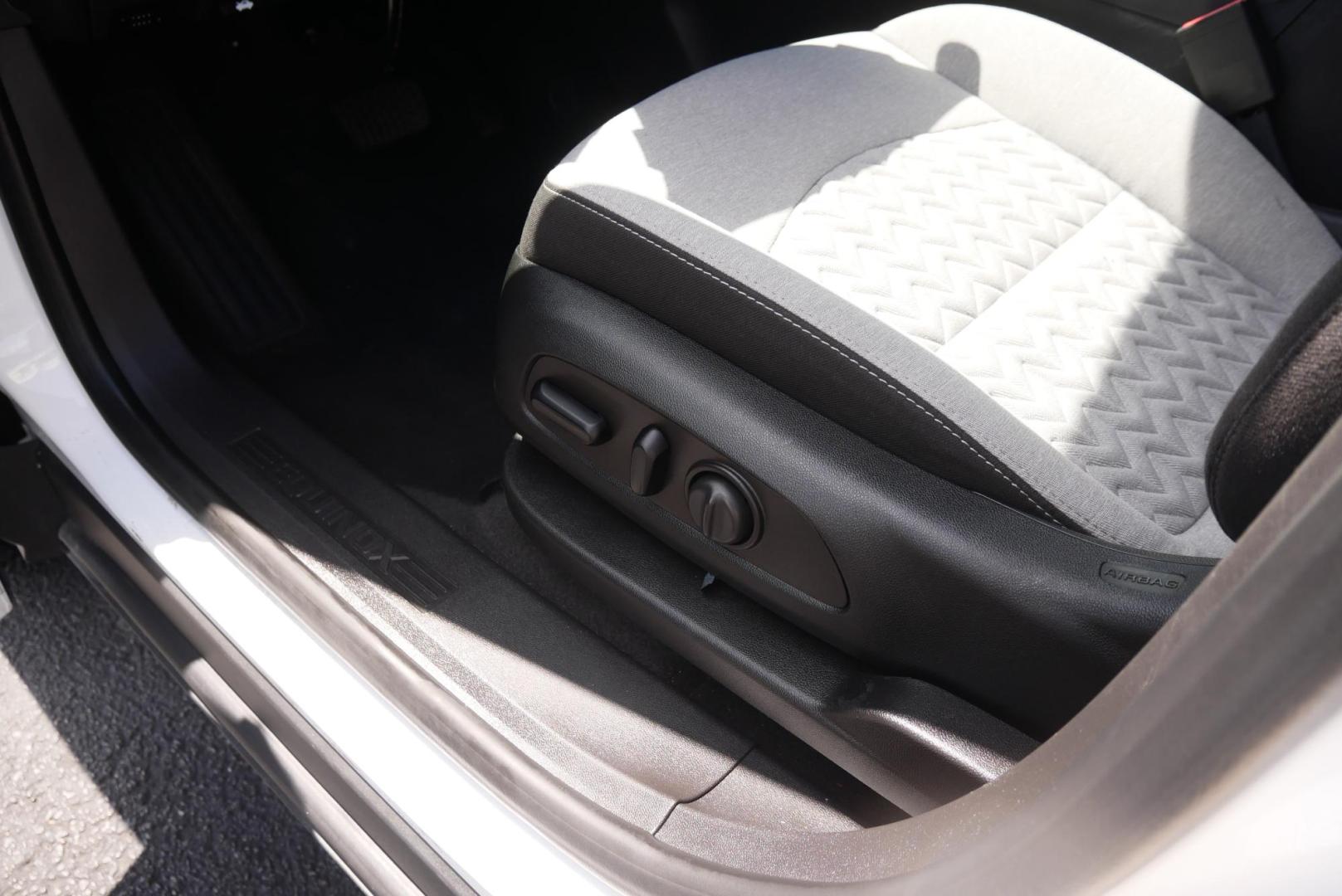 2023 WHITE Chevrolet Equinox LT AWD (3GNAXUEG3PL) with an 1.5L L4 DOHC 16V TURBO engine, 6A transmission, located at 8640 E R L Thornton Fwy, Dallas, TX, 75228, (469) 297-4144, 32.794128, -96.693008 - Photo#12
